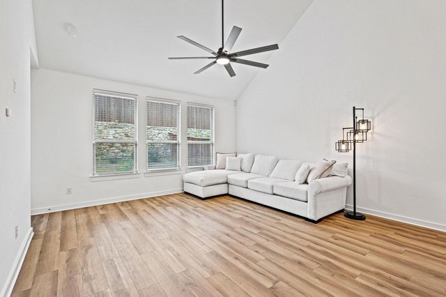 3952 Oak Creek Circle, Denison, TX 75020