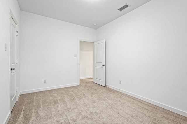 3952 Oak Creek Circle, Denison, TX 75020