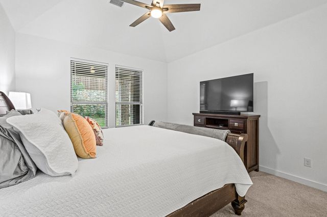 3952 Oak Creek Circle, Denison, TX 75020