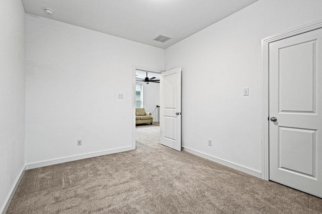 3952 Oak Creek Circle, Denison, TX 75020