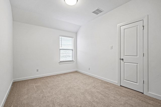 3952 Oak Creek Circle, Denison, TX 75020