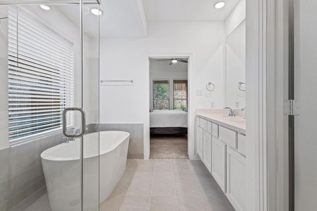 3952 Oak Creek Circle, Denison, TX 75020