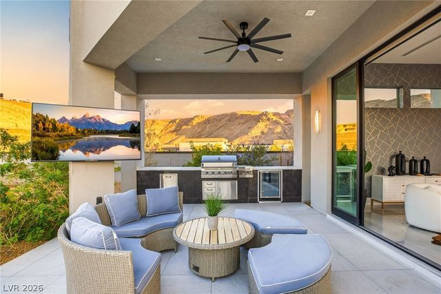 14 SANCTUARY PEAK Court, Henderson, NV 89012