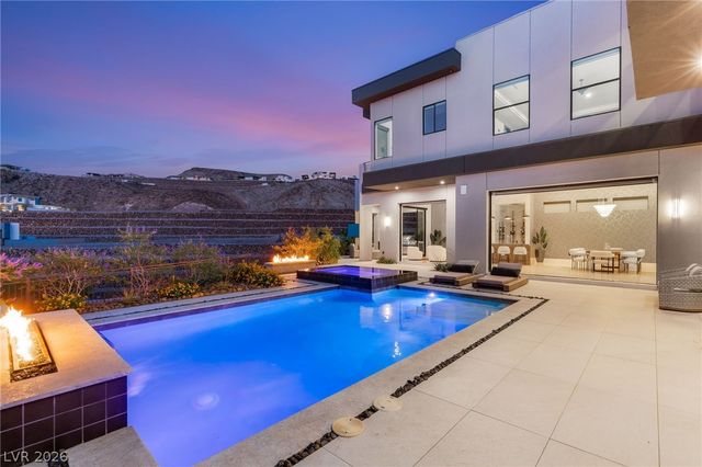 14 SANCTUARY PEAK Court, Henderson, NV 89012