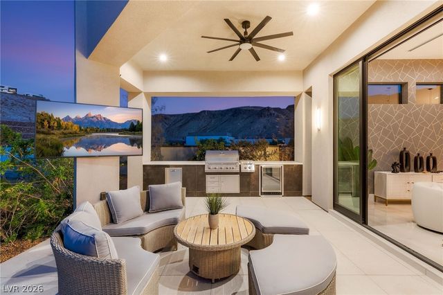 14 SANCTUARY PEAK Court, Henderson, NV 89012