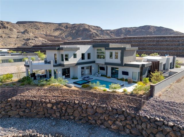 14 SANCTUARY PEAK Court, Henderson, NV 89012