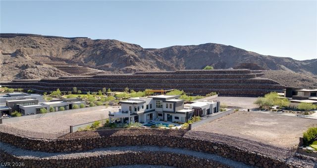 14 SANCTUARY PEAK Court, Henderson, NV 89012