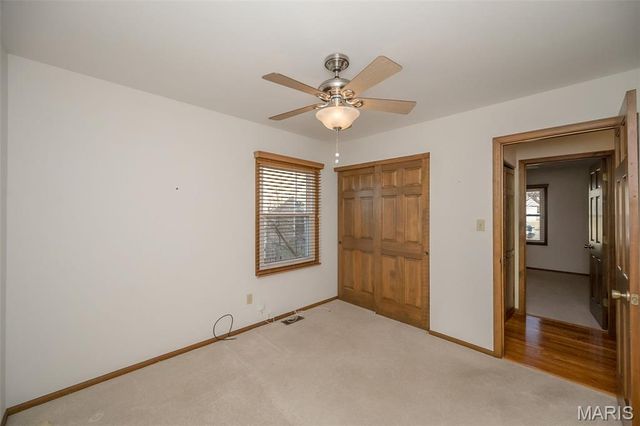 6843 Coffee Springs Drive S, St Louis, MO 63129