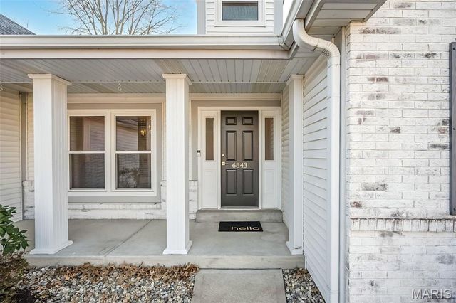 6843 Coffee Springs Drive S, St Louis, MO 63129