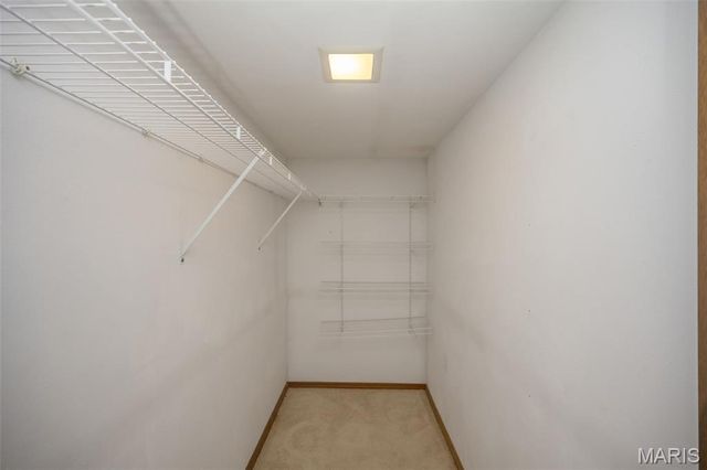 6843 Coffee Springs Drive S, St Louis, MO 63129