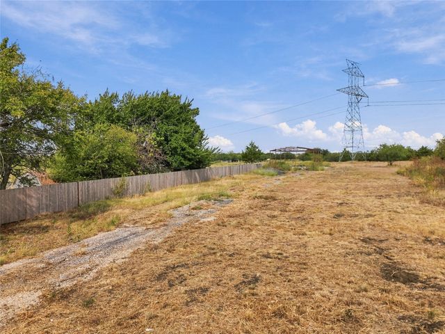 18525 County Road 620, Venus, TX 76084