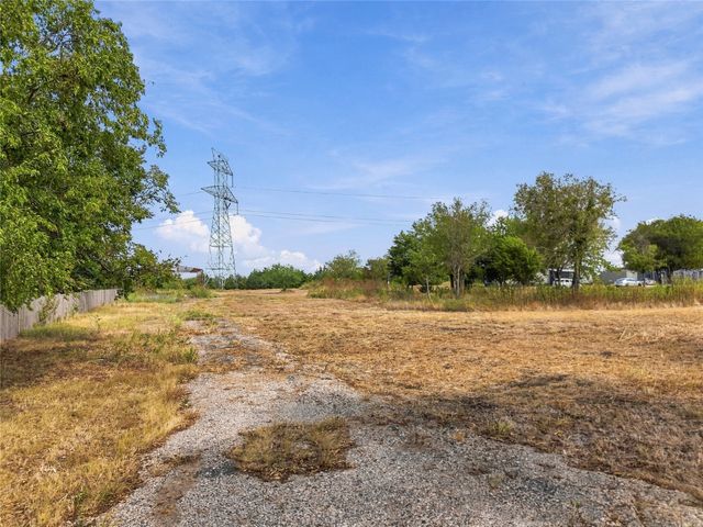 18525 County Road 620, Venus, TX 76084