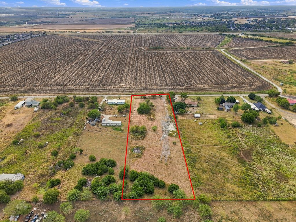 18525 County Road 620, Venus, TX 76084