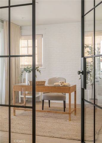 153 Granada Avenue, Long Beach, CA 90803