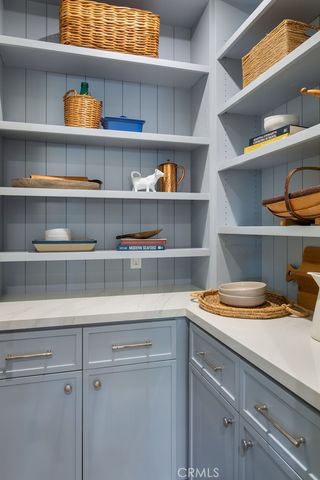 153 Granada Avenue, Long Beach, CA 90803