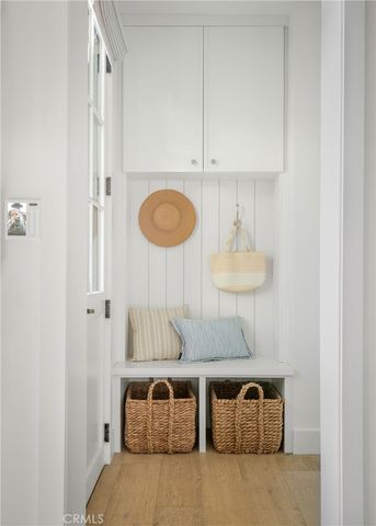 153 Granada Avenue, Long Beach, CA 90803