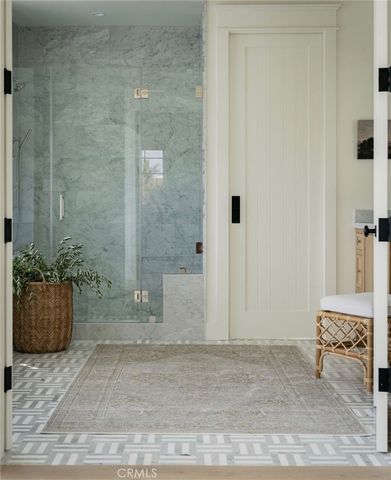 153 Granada Avenue, Long Beach, CA 90803