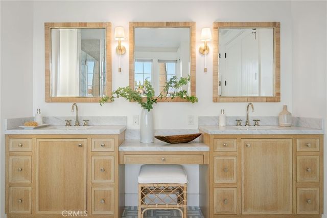 153 Granada Avenue, Long Beach, CA 90803