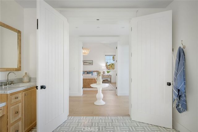 153 Granada Avenue, Long Beach, CA 90803