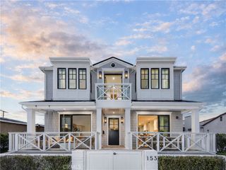 153 Granada Avenue, Long Beach, CA 90803