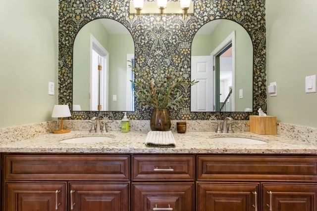 3712 Wedgewood Chase, Peachtree Corners, GA 30092
