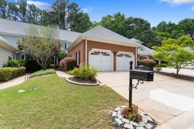 3712 Wedgewood Chase, Peachtree Corners, GA 30092