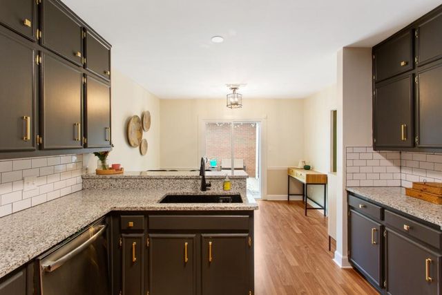 3712 Wedgewood Chase, Peachtree Corners, GA 30092