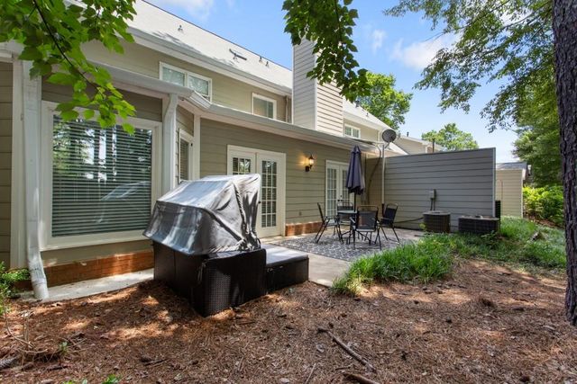 3712 Wedgewood Chase, Peachtree Corners, GA 30092