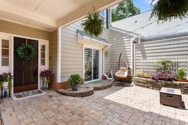 3712 Wedgewood Chase, Peachtree Corners, GA 30092