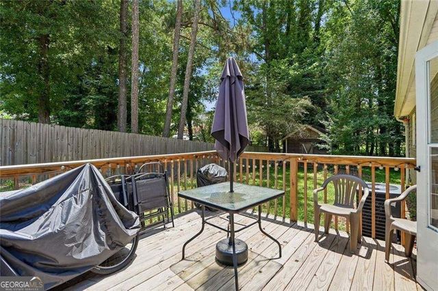 40 Oak Hill Drive, Winder, GA 30680
