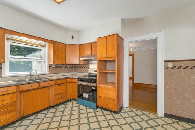 36 Beaman Street, Laconia, NH 03246