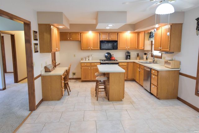 6015 E Walnut Street, Evansville, IN 47715