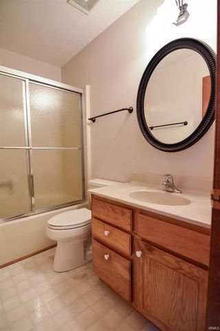 6015 E Walnut Street, Evansville, IN 47715