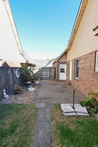 6015 E Walnut Street, Evansville, IN 47715