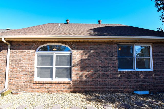 6015 E Walnut Street, Evansville, IN 47715