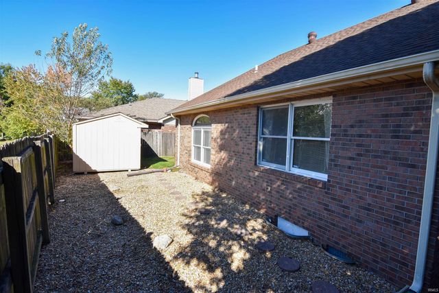 6015 E Walnut Street, Evansville, IN 47715