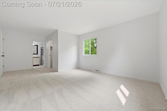 5608 Clinton River Drive, Waterford Charter Township, MI 48327