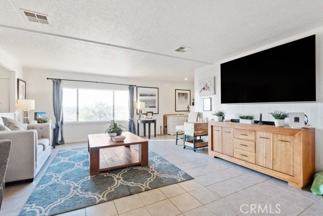 42345 De Portola Road, Temecula, CA 92592