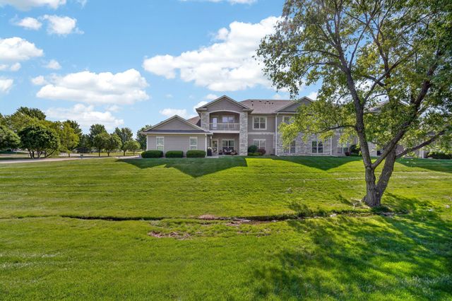 2702 NE Oak Drive 8, Ankeny, IA 50021