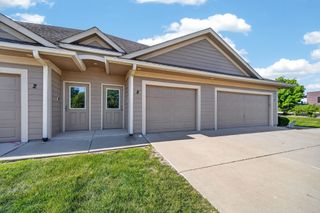 2702 NE Oak Drive 8, Ankeny, IA 50021