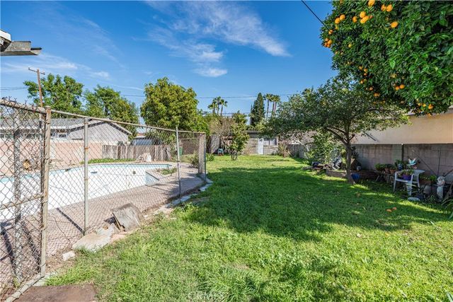 1502 Vanderwell, La Puente, CA 91744