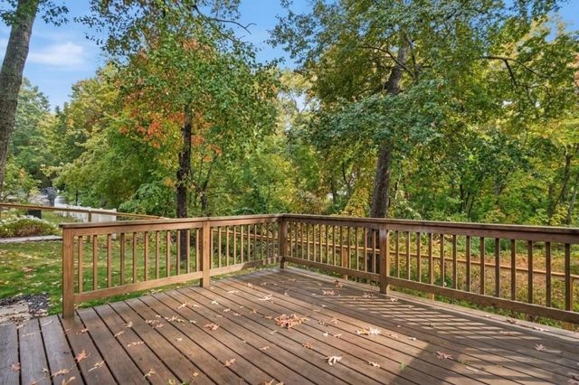 7 Earl Rd, Plymouth, MA 02360