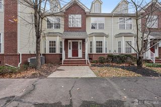129 Forest Drive, Piscataway, NJ 08854