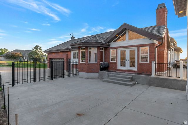 1007 E EAGLEWOOD DR, North Salt Lake, UT 84054