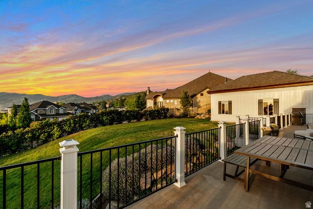 1007 E EAGLEWOOD DR, North Salt Lake, UT 84054