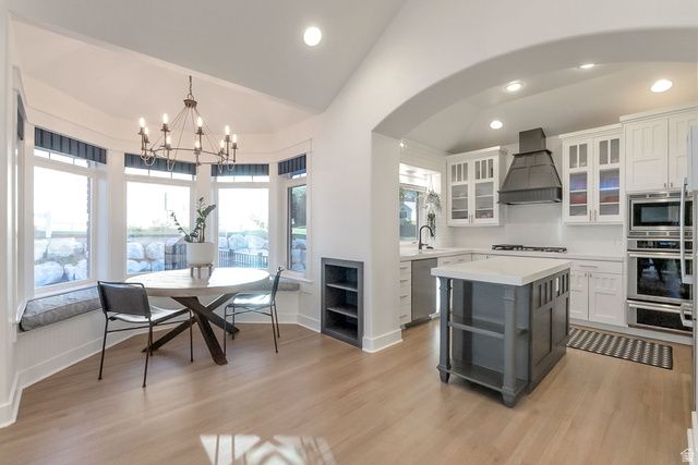 1007 E EAGLEWOOD DR, North Salt Lake, UT 84054