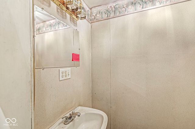 356 N Main Street, Franklin, IN 46131