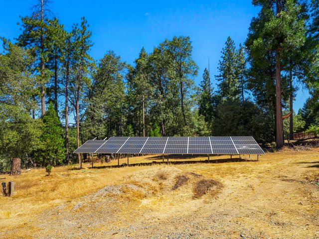 5220 Cosumnes Mine Rd, Somerset, CA 95684