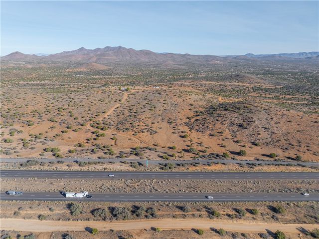 9801 E Nellie Drive, Kingman, AZ 86401