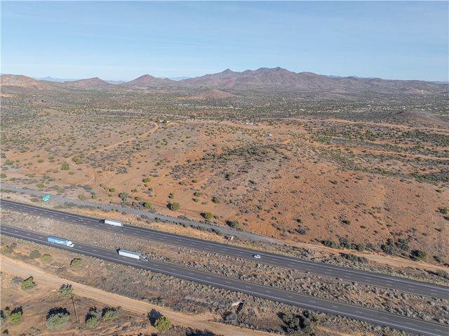 9801 E Nellie Drive, Kingman, AZ 86401